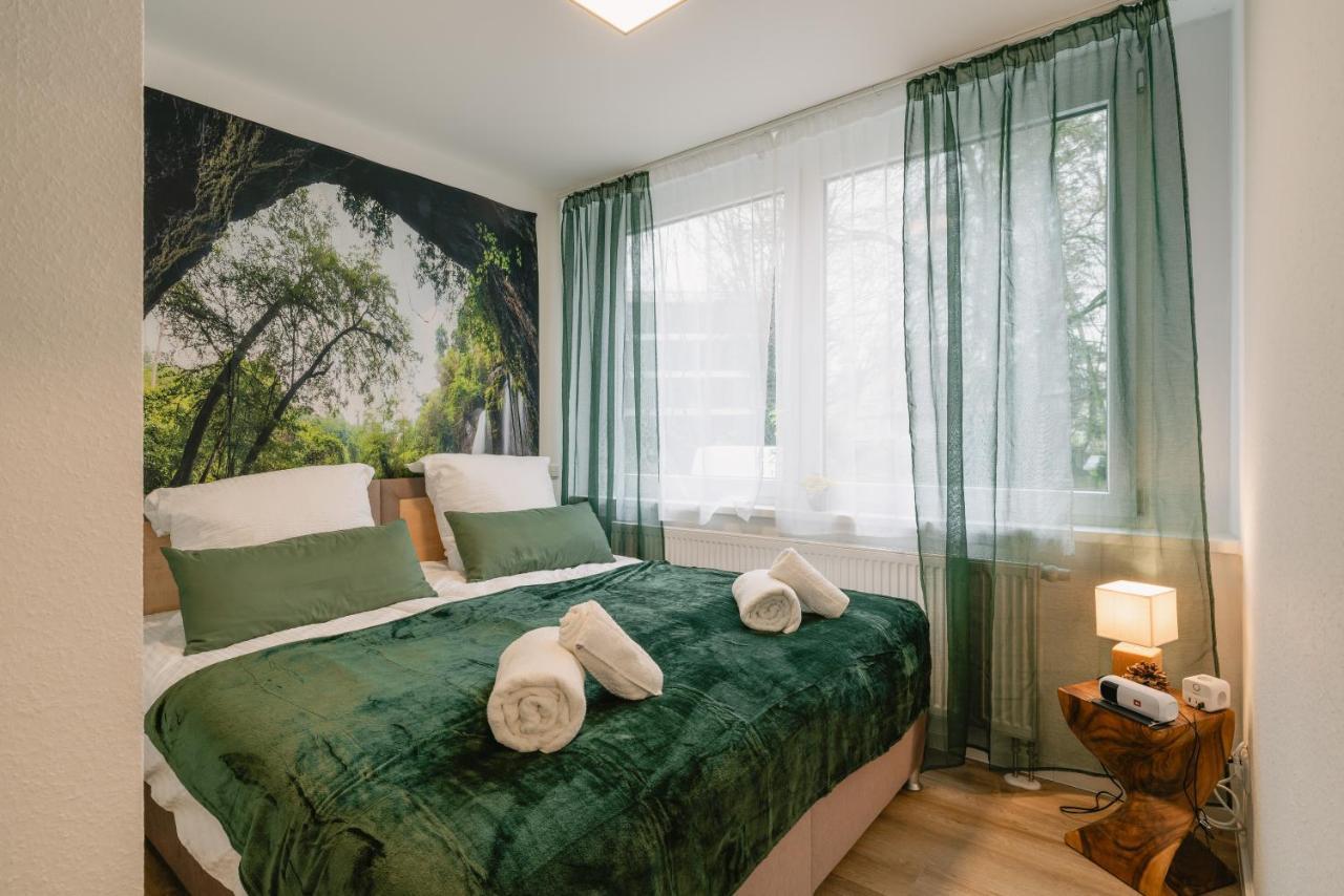 Modernes 2-Zimmer Themen-Apartment Im Zentrum Bayreuth Exterior photo